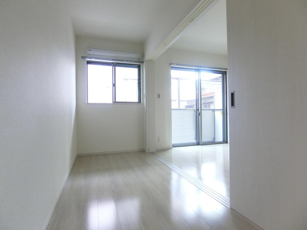 アヴェニール千里丘東の物件内観写真