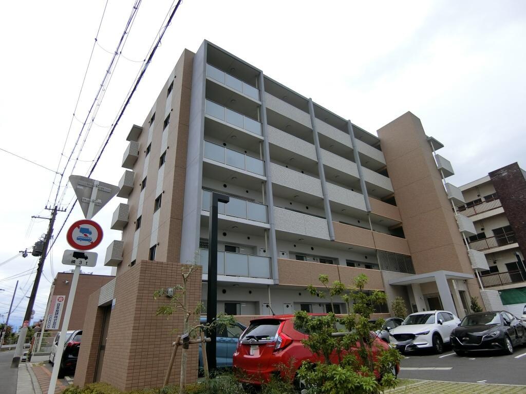 千里丘駅 徒歩5分 6階の物件外観写真