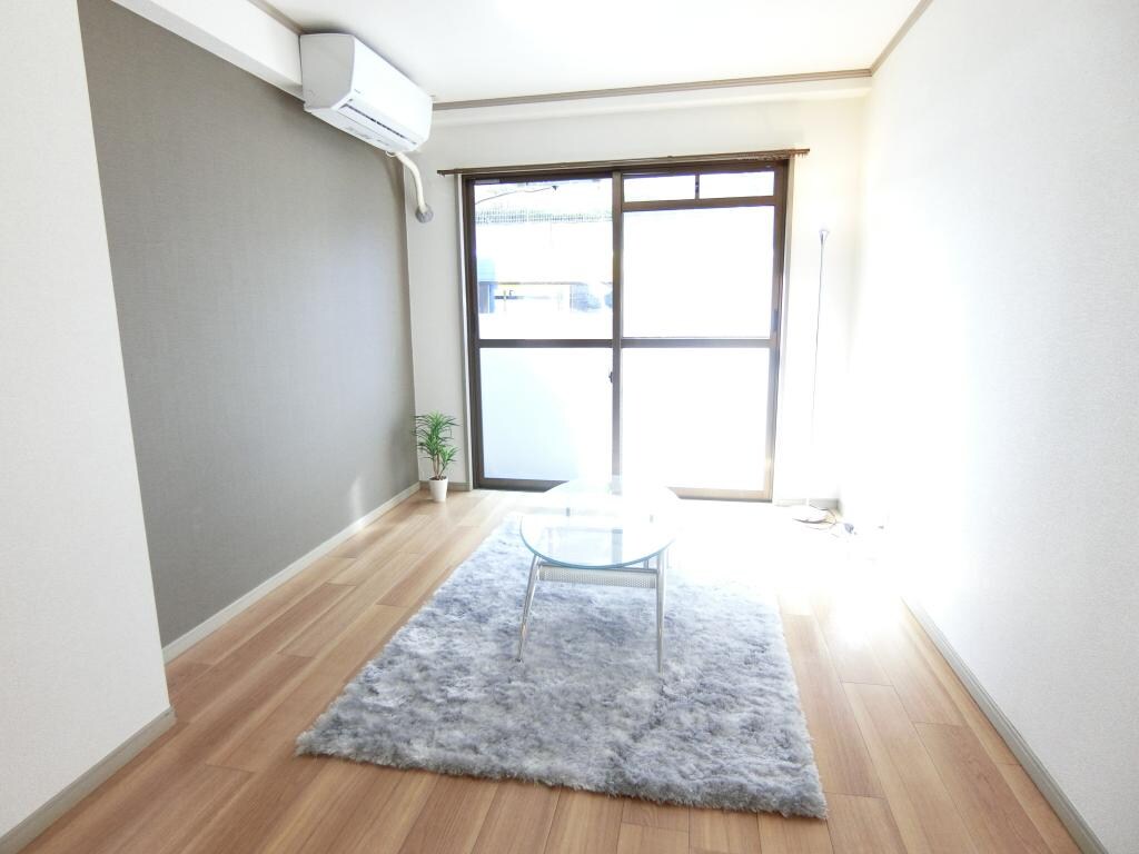 イーズ南春日丘の物件内観写真