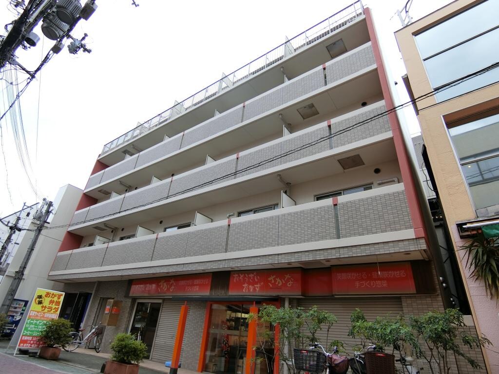 メゾン・ド・ヴィレ茨木の物件外観写真