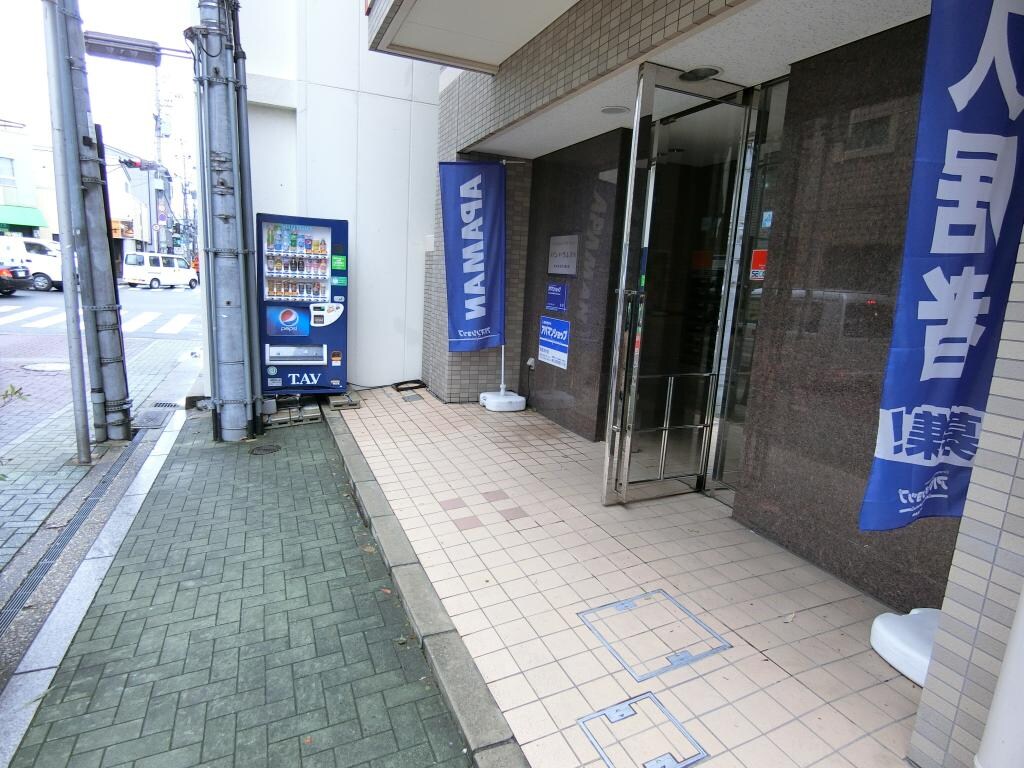 メゾン・ド・ヴィレ茨木の物件外観写真