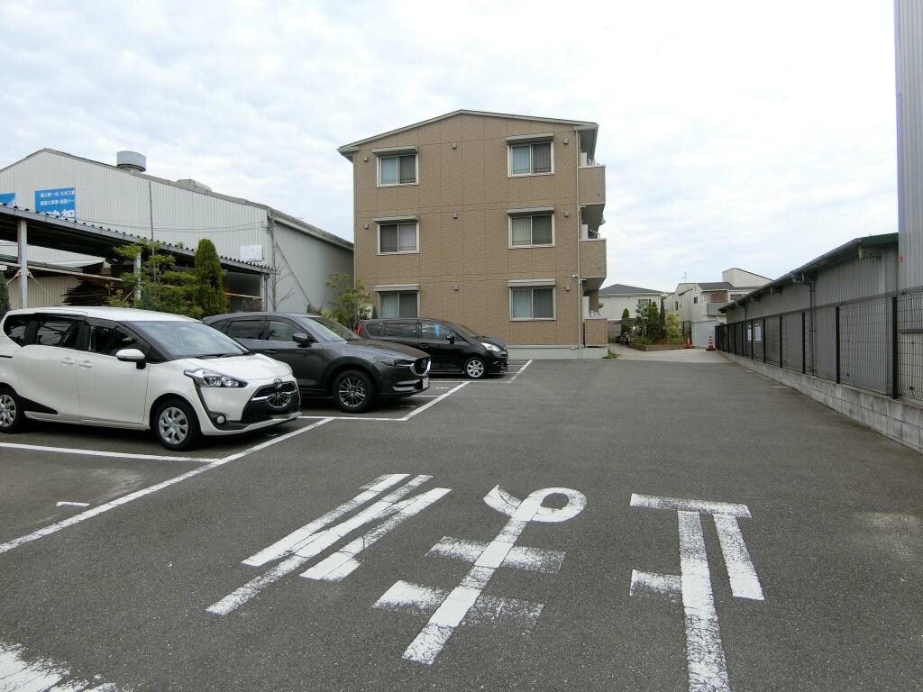 アーバンヒルズの物件外観写真