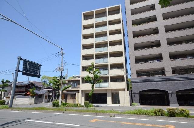 白島九軒町ハイツの物件外観写真