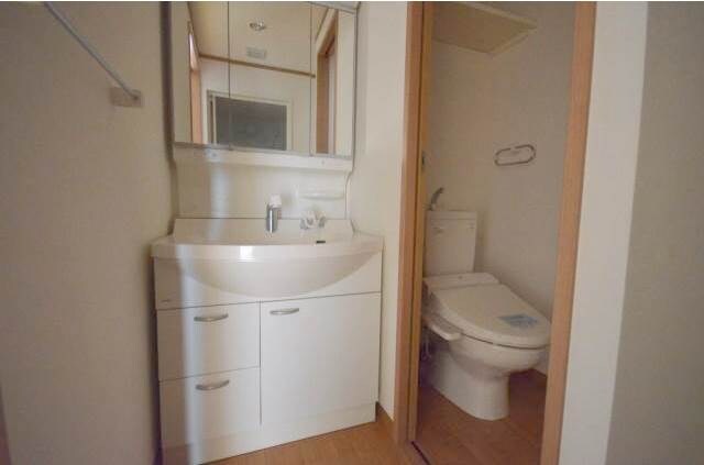 白島九軒町ハイツの物件内観写真