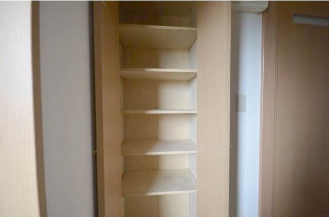 白島九軒町ハイツの物件内観写真