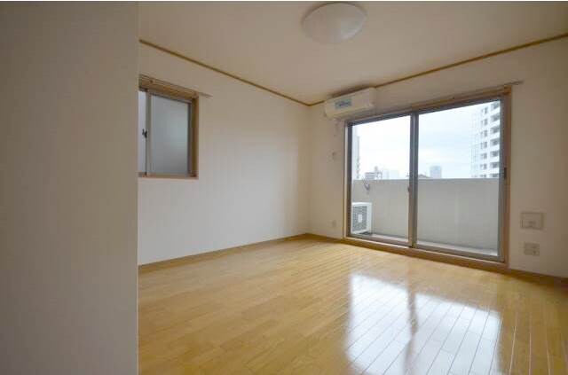 白島九軒町ハイツの物件内観写真