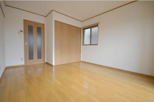 白島九軒町ハイツの物件内観写真