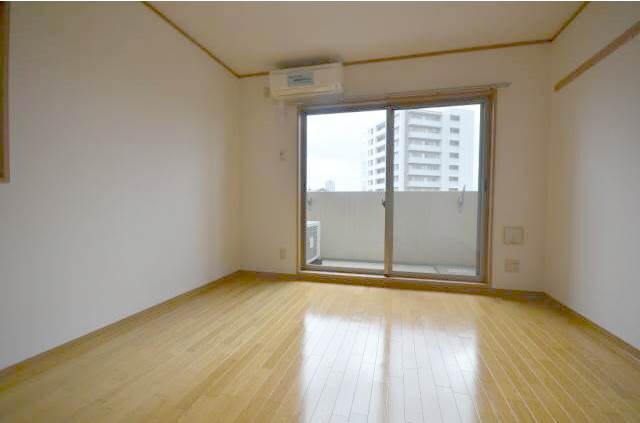 白島九軒町ハイツの物件内観写真