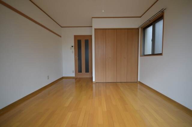 白島九軒町ハイツの物件内観写真