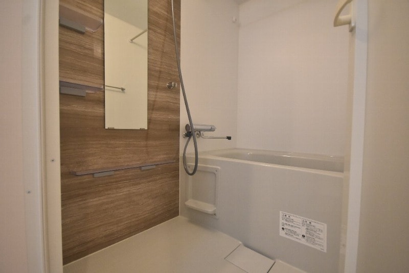 LIFEMENT GLANZ YOKOGAWAの物件内観写真