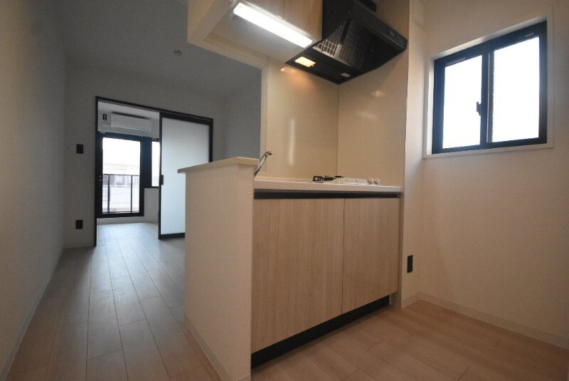 LIFEMENT GLANZ YOKOGAWAの物件内観写真