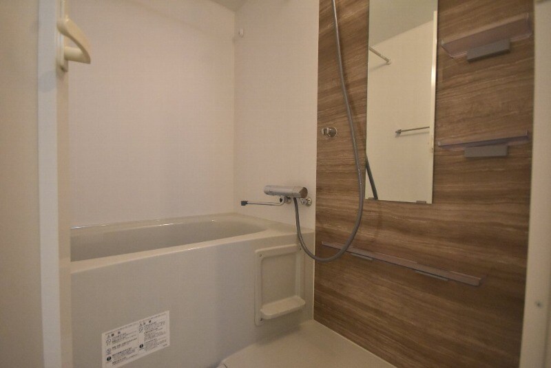 LIFEMENT GLANZ YOKOGAWAの物件内観写真