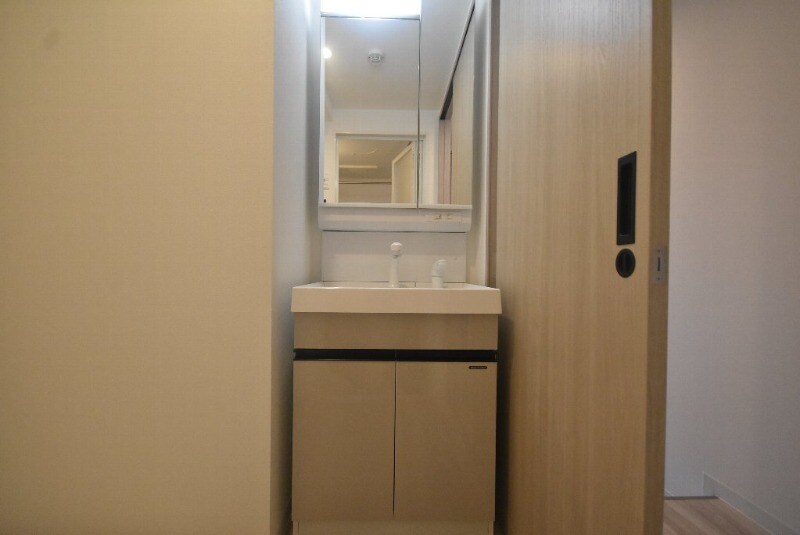 LIFEMENT GLANZ YOKOGAWAの物件内観写真