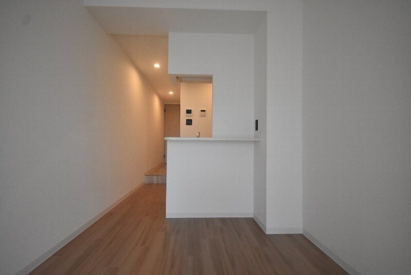 LIFEMENT GLANZ YOKOGAWAの物件内観写真