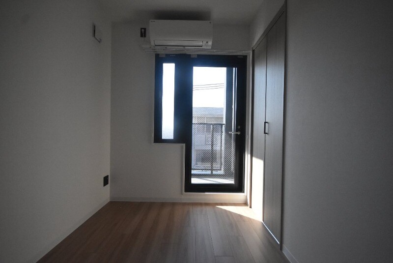 LIFEMENT GLANZ YOKOGAWAの物件内観写真