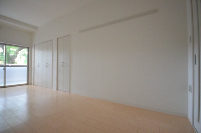 ノーブル縮景園の物件内観写真