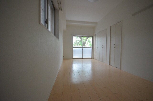 ノーブル縮景園の物件内観写真