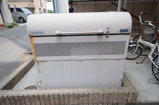 マルベニ堺町ビルの物件外観写真