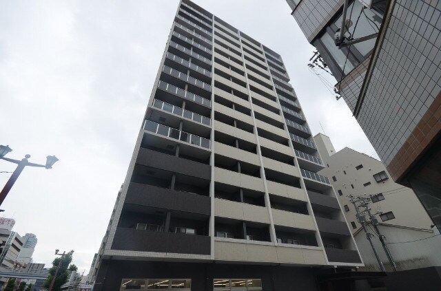 ラフィーネ本川の物件外観写真