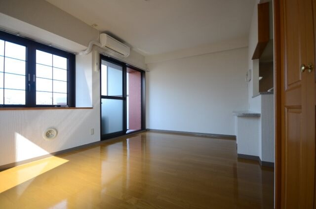 家納喜本川館の物件内観写真