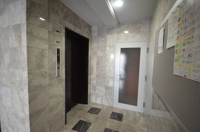 家納喜本川館の物件外観写真