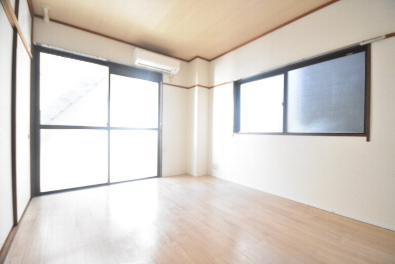 メゾン陽光の物件内観写真