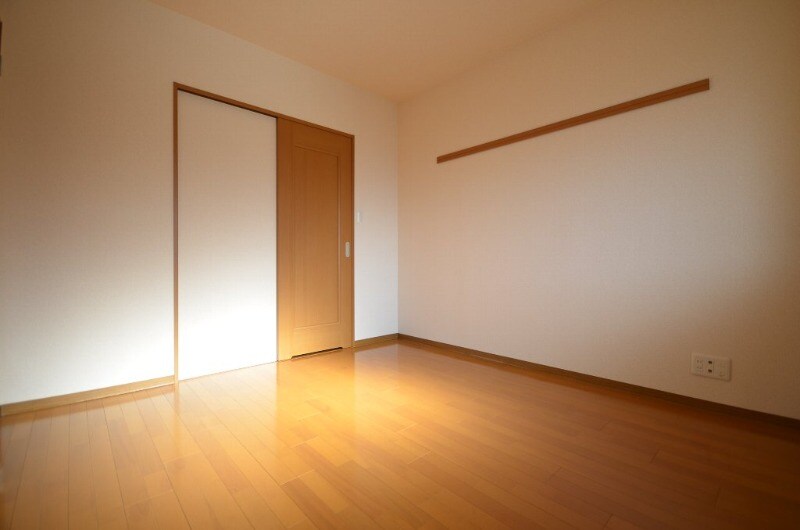 ヴィラージュ緑井の物件内観写真