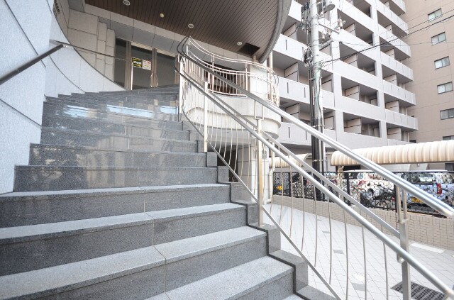 ラ・トゥール・イノウエの物件外観写真