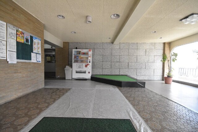 シャンボール東雲の物件外観写真