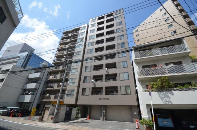 ブラウンハウスの物件外観写真