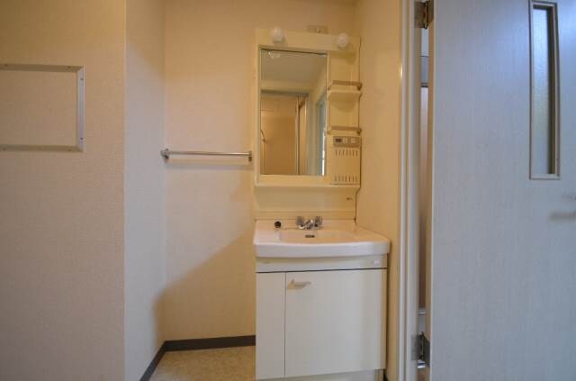 コンフォートNビルの物件内観写真