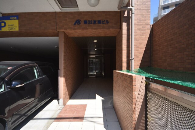 第32友建ビルの物件外観写真