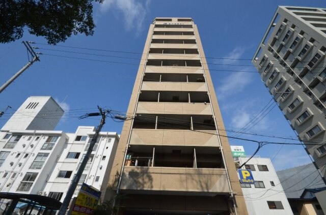 第17友建ビルの物件外観写真