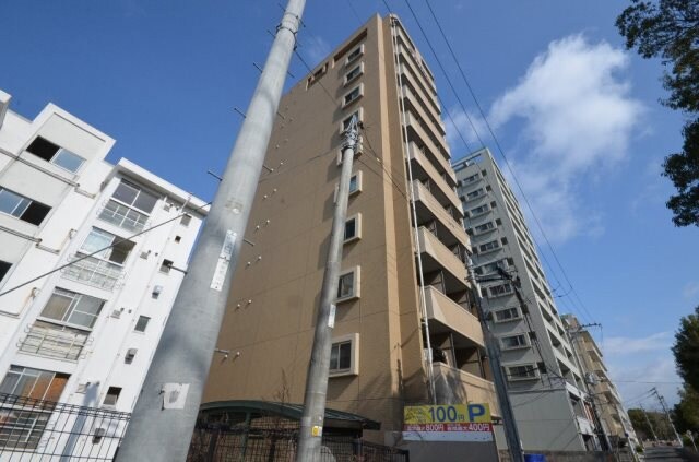 第17友建ビルの物件外観写真