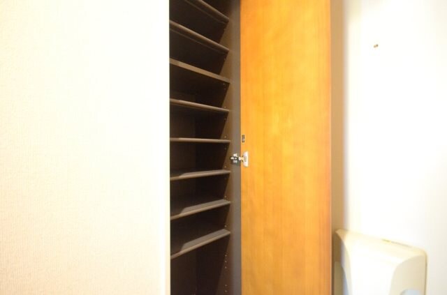 家納喜本川館の物件内観写真