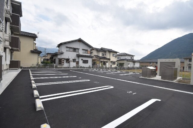 サリオス庚午北の物件外観写真