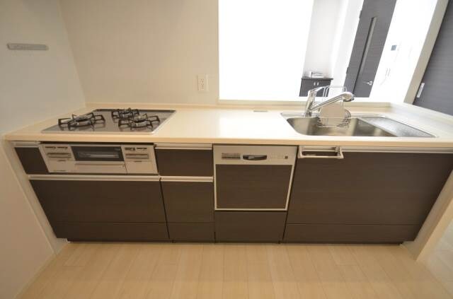 ポレスター平和大通りプレミアムレジデンスの物件内観写真