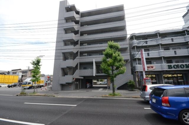 B-ONEの物件外観写真