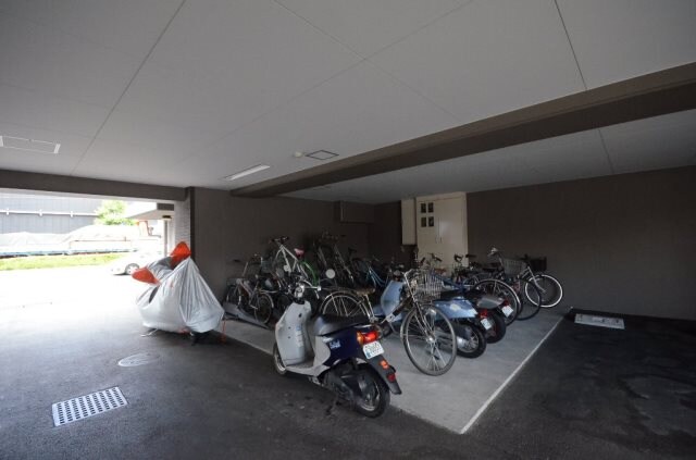 B-ONEの物件外観写真