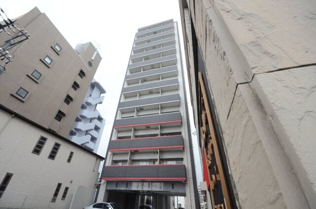 プランドール西観音の物件外観写真