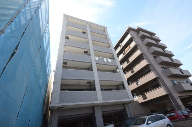 コンフォール空港通りの物件外観写真