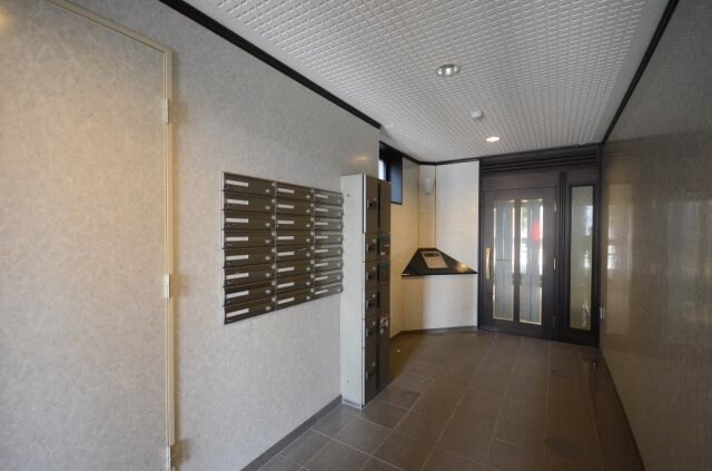 コンフォール空港通りの物件外観写真