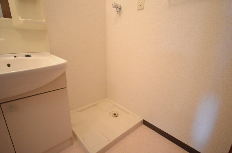 コンフォール空港通りの物件内観写真