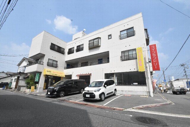 杉本ビルの物件外観写真