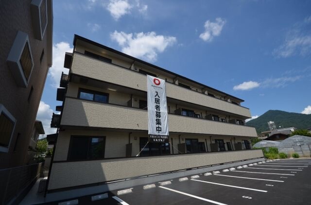 コーラルコートの物件外観写真