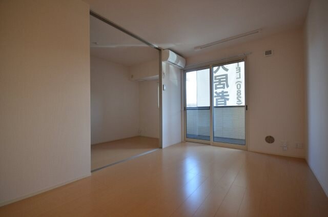 コーラルコートの物件内観写真