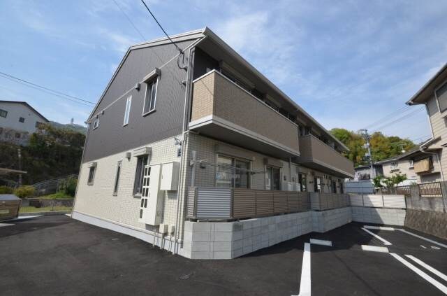 Gracious A棟の物件外観写真