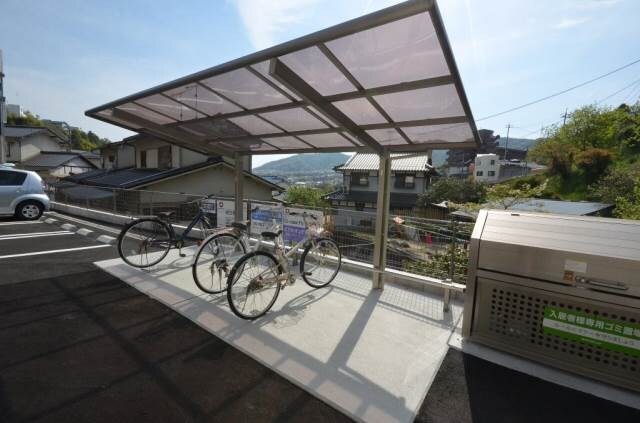 Gracious A棟の物件外観写真