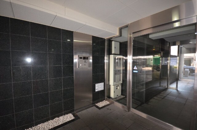 エクセリア小町の物件外観写真