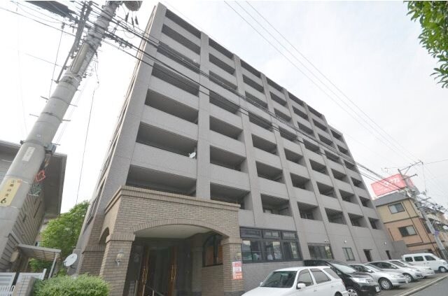 ロアール古市の物件外観写真